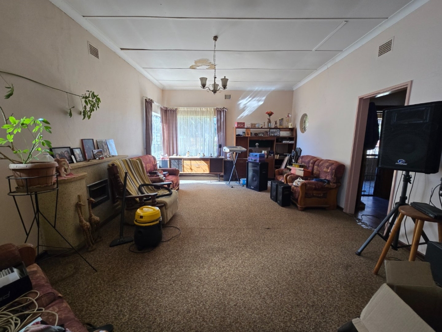 3 Bedroom Property for Sale in Potchefstroom South North West